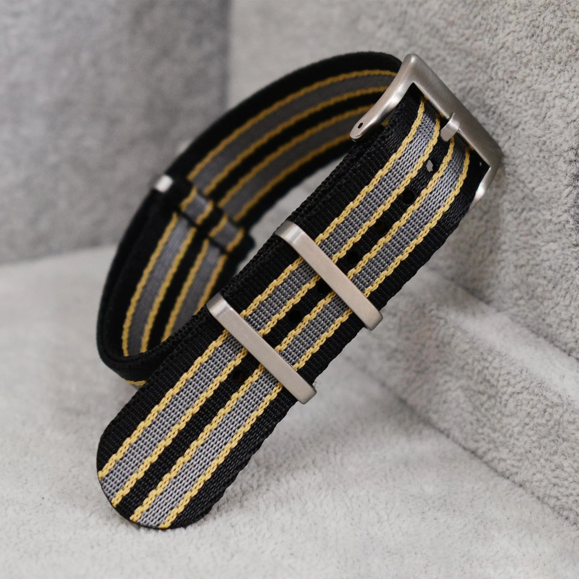 20mm Nylon Watch Strap for Ome - đánh giá và giá Nylon Nato Strap